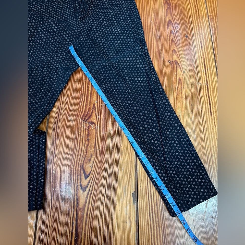 Old Navy Pixie Pant - image 6